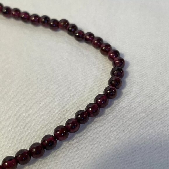 Vintage Garnet Bead Choker Necklace with 3 Charms 15 Maroon - Picture 8 of 9
